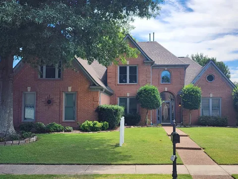 1376 HUNTERS MILL TRL