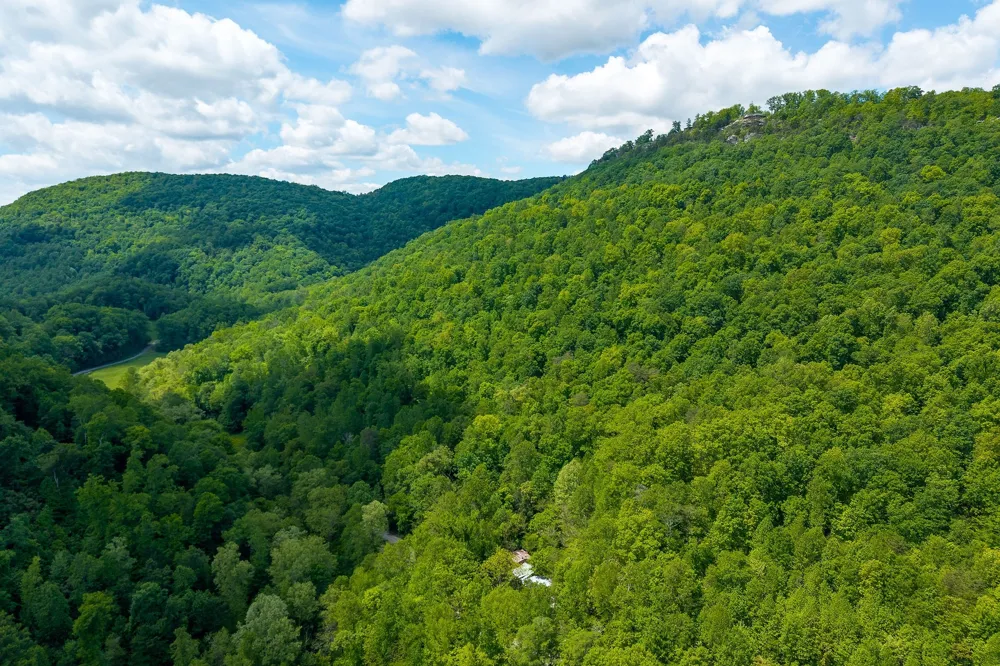 8450 Old Highway 28 Pikeville, TN 37367