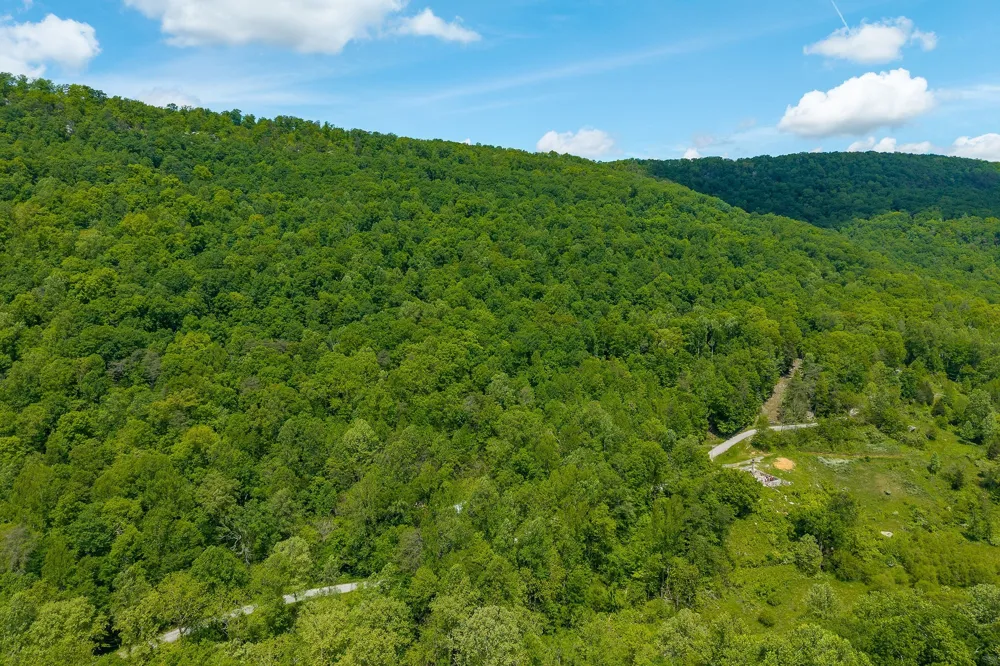 8450 Old Highway 28 Pikeville, TN 37367