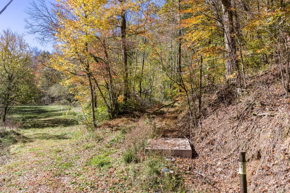 8450 Old Highway 28 Pikeville, TN 37367