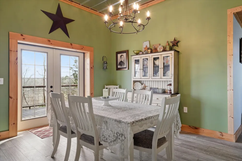 2649 Wildwood Rd Dandridge, TN 37725