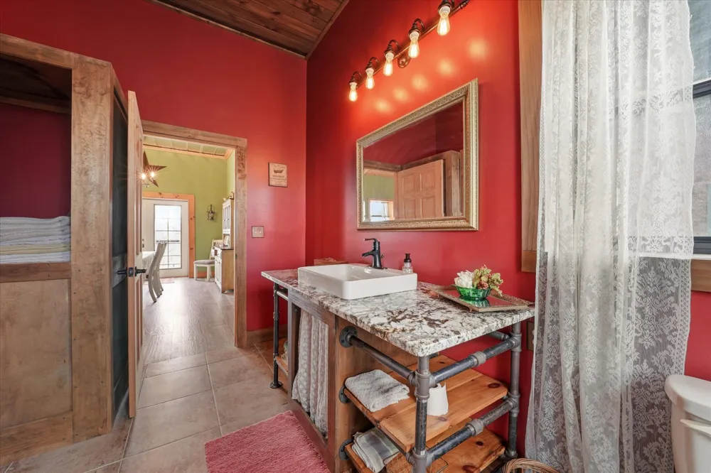 2649 Wildwood Rd Dandridge, TN 37725