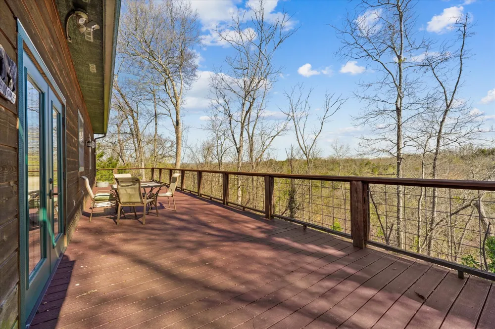 2649 Wildwood Rd Dandridge, TN 37725