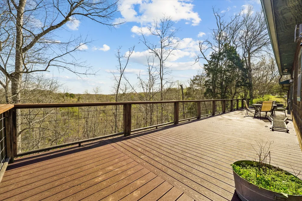 2649 Wildwood Rd Dandridge, TN 37725