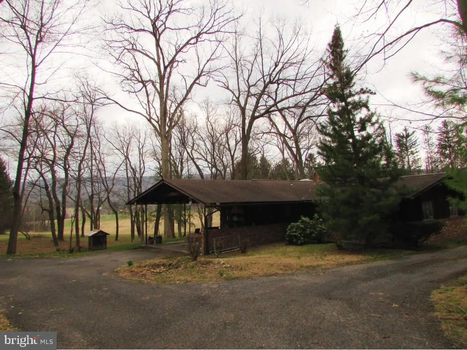 200 TALL OAKS DRIVE State College, PA 16801