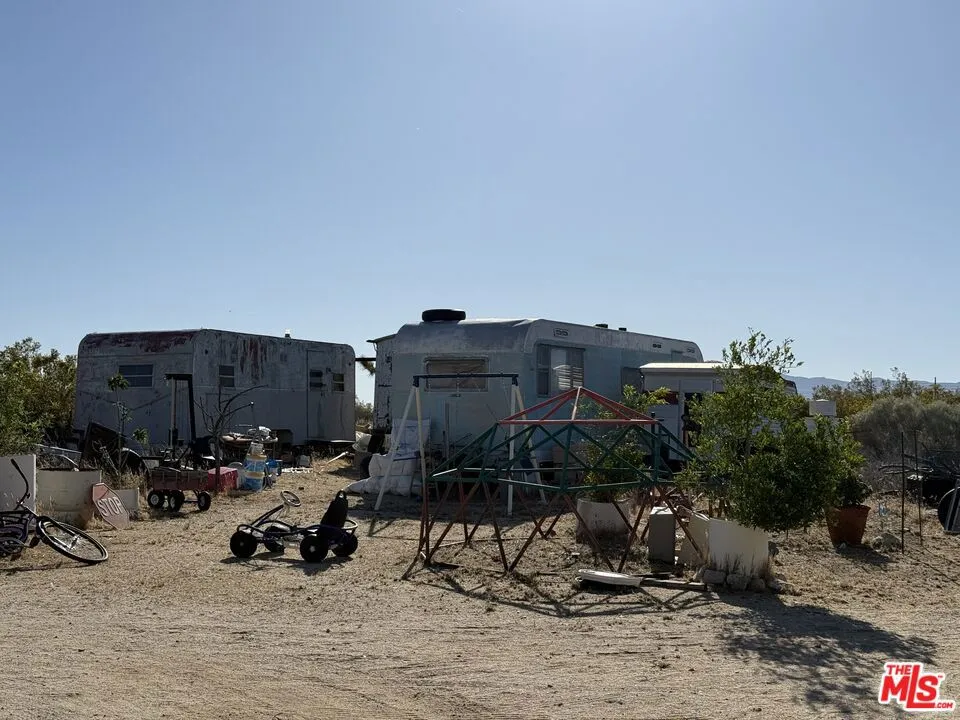 6000 W 140th Street West Rosamond, CA 93560