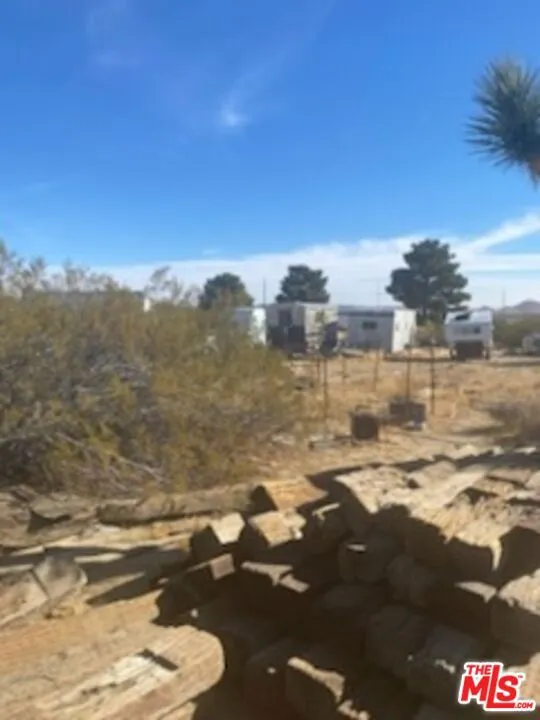 6000 W 140th Street West Rosamond, CA 93560
