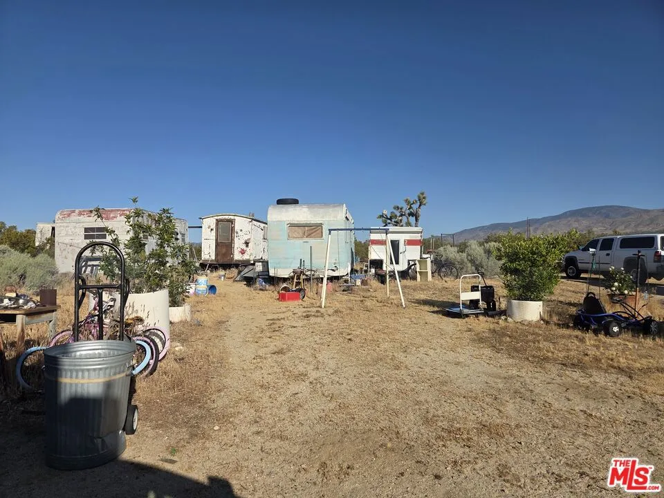 6000 W 140th Street West Rosamond, CA 93560