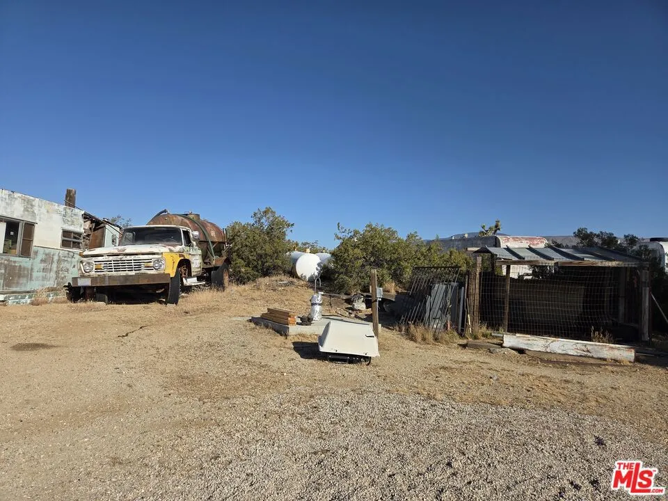 6000 W 140th Street West Rosamond, CA 93560