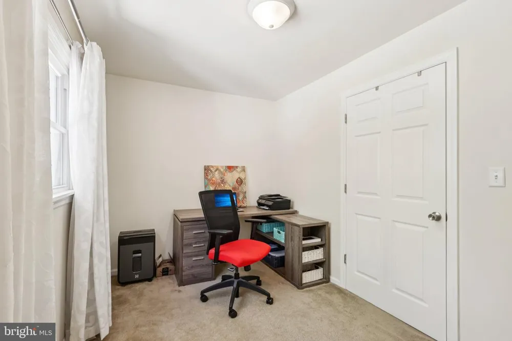 61 WICKOM AVENUE Hamilton, NJ 08690