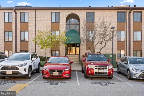 6942 HANOVER PARKWAY #200