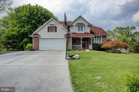 64 DILLER DRIVE