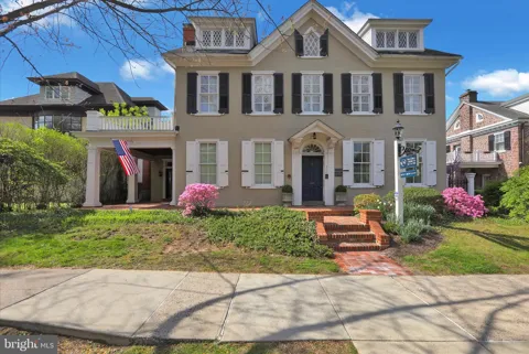 758 E HIGH STREET