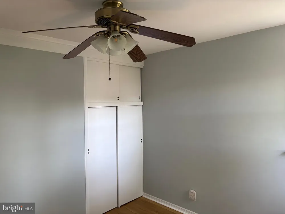 49 MIRY BROOK ROAD Hamilton, NJ 08690