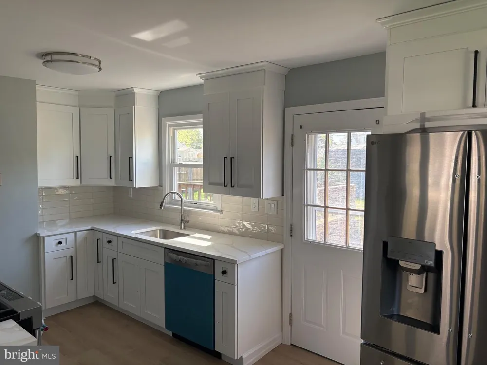 49 MIRY BROOK ROAD Hamilton, NJ 08690