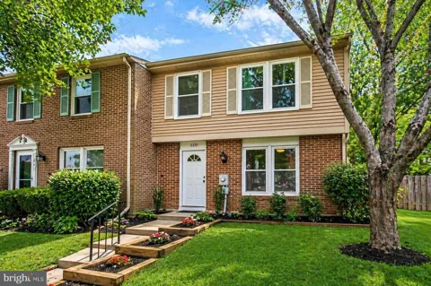120 SAVANNAH COURT
