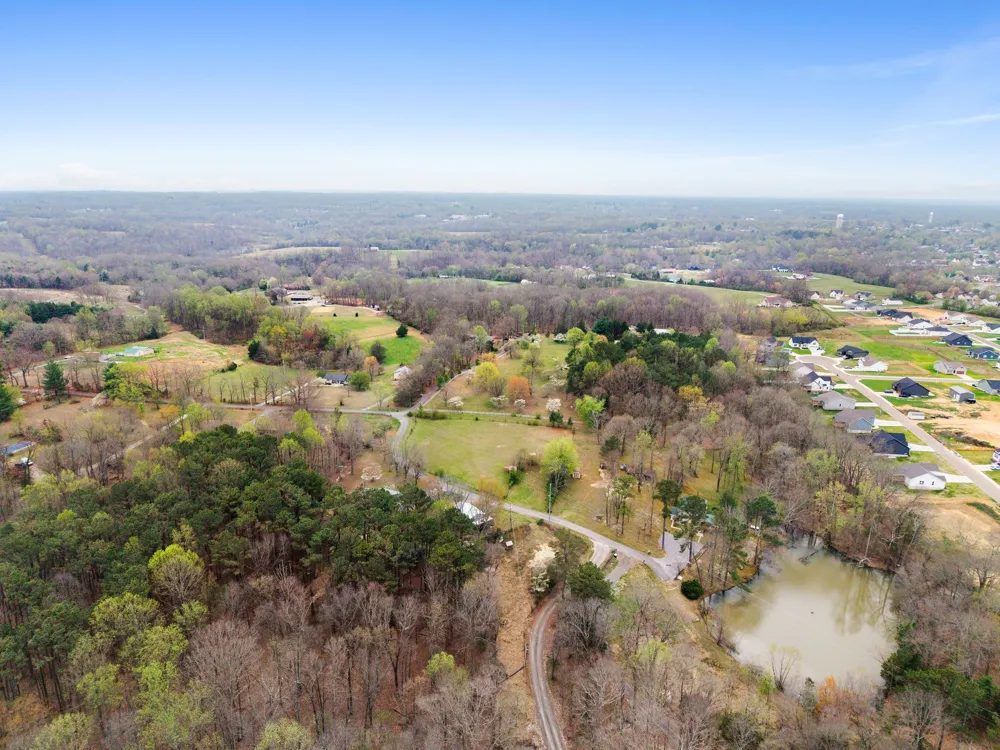 2686 Bellar Road Greenbrier, TN 37073
