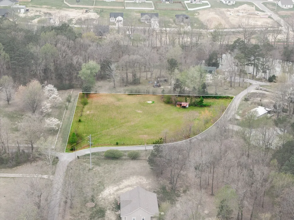 2686 Bellar Road Greenbrier, TN 37073