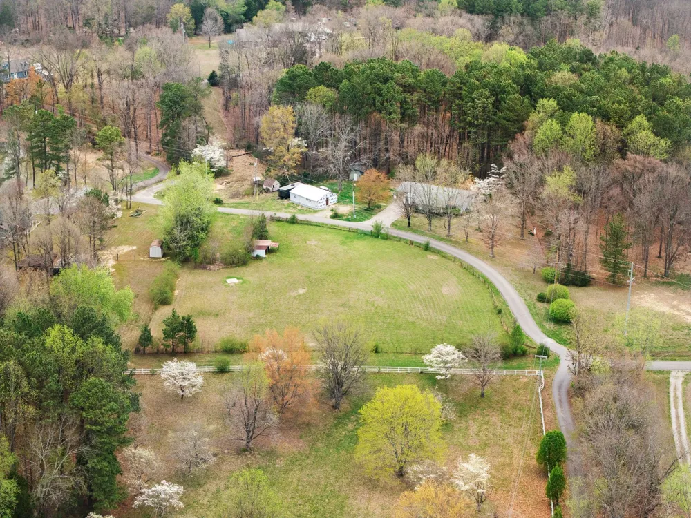 2686 Bellar Road Greenbrier, TN 37073