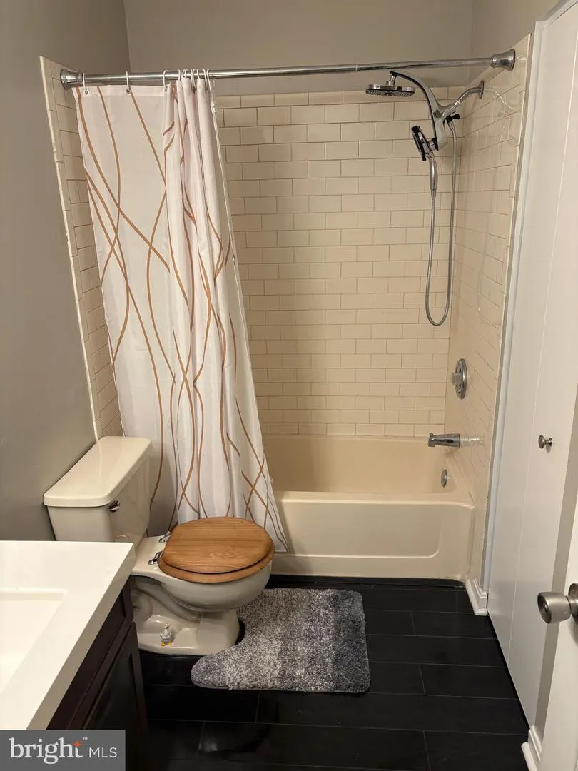701 TRESCOTT PLACE Mount Laurel, NJ 08054