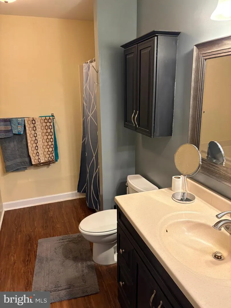 701 TRESCOTT PLACE Mount Laurel, NJ 08054