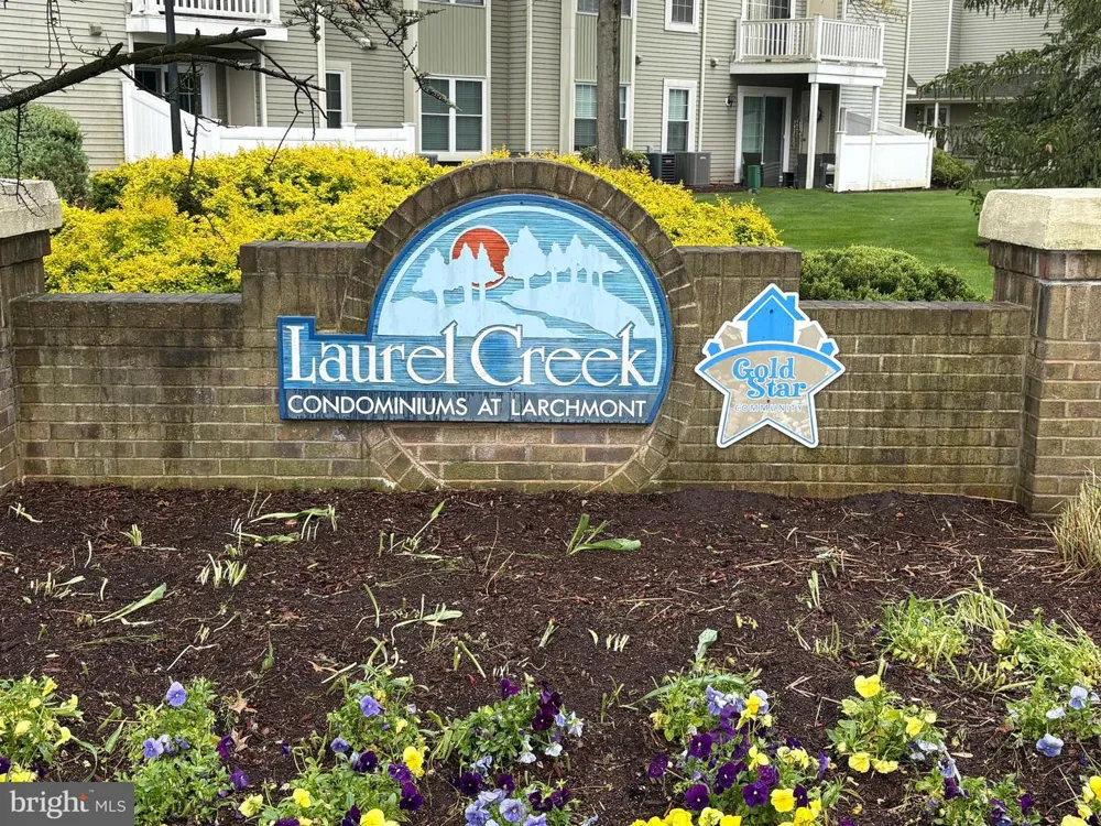 701 TRESCOTT PLACE Mount Laurel, NJ 08054