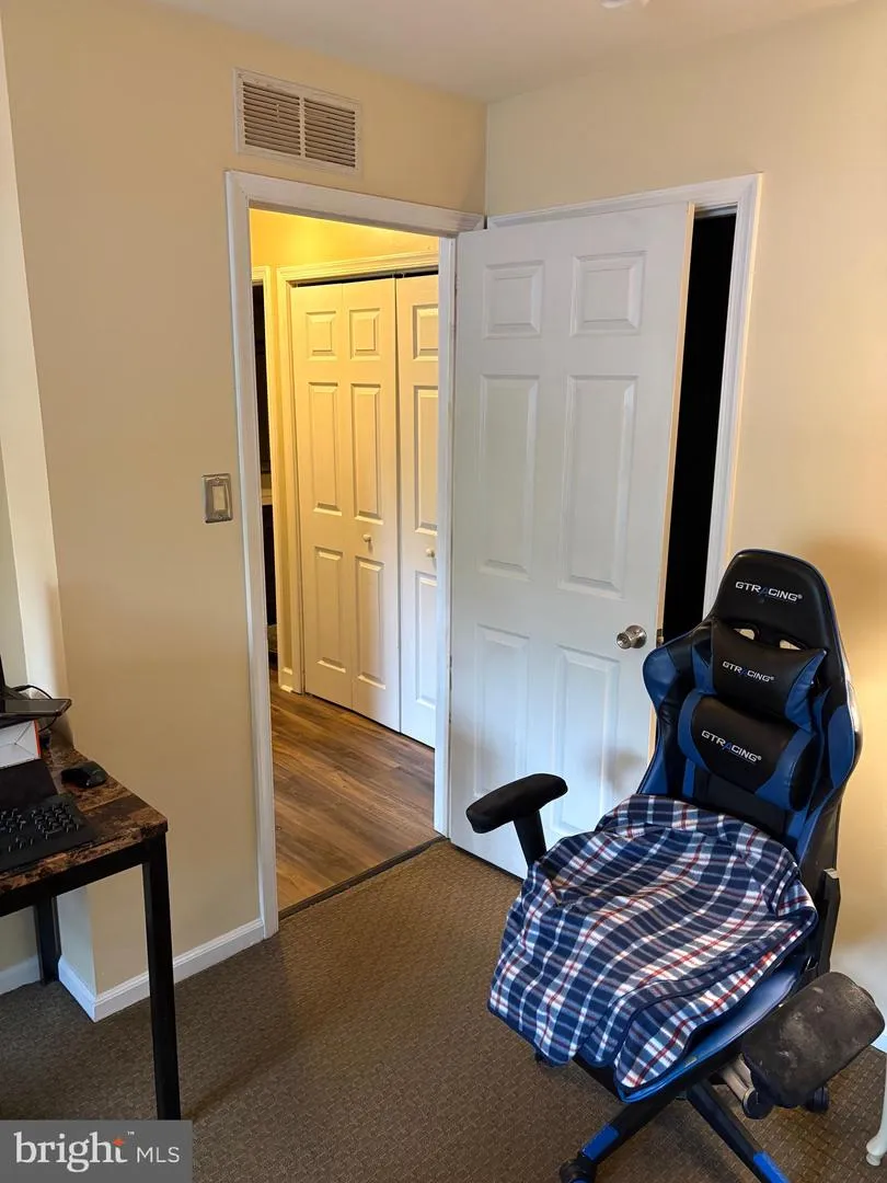 701 TRESCOTT PLACE Mount Laurel, NJ 08054