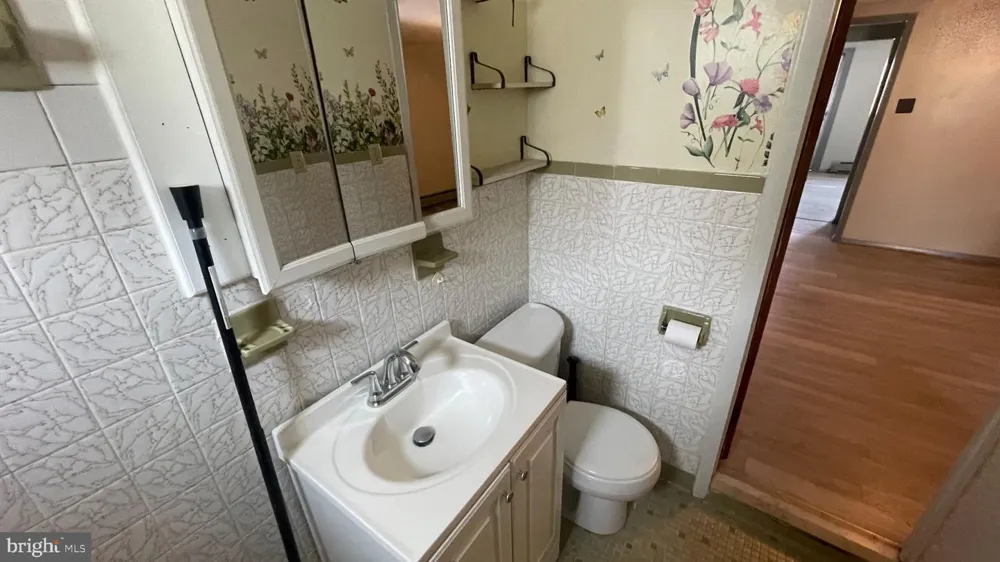 5403 EADOM STREET Philadelphia, PA 19137
