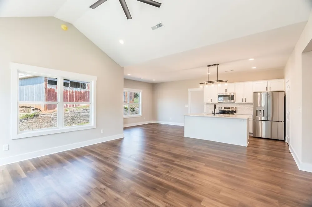 104 Bee Line Way Trenton, KY 42286