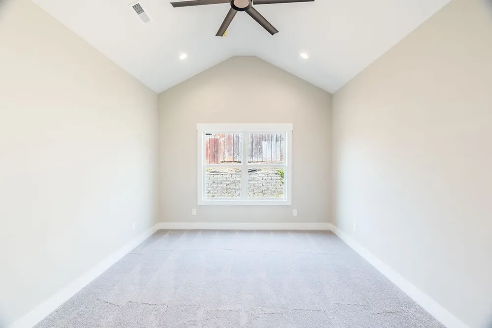 104 Bee Line Way Trenton, KY 42286