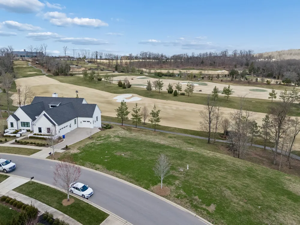 7085 Lanceleaf Dr College Grove, TN 37046