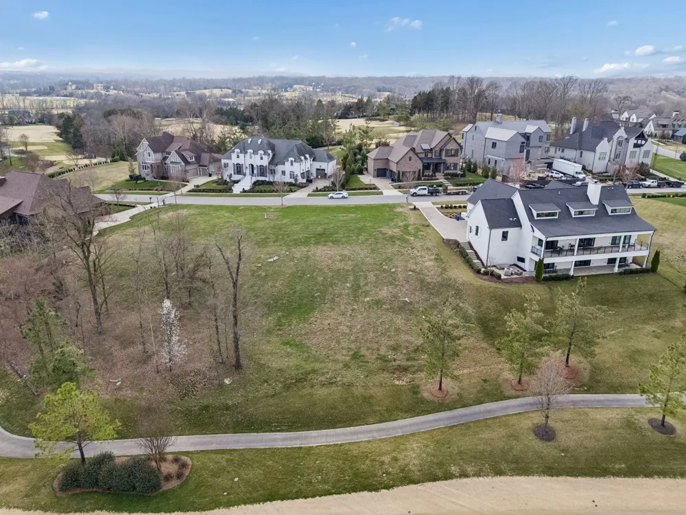 7085 Lanceleaf Dr College Grove, TN 37046