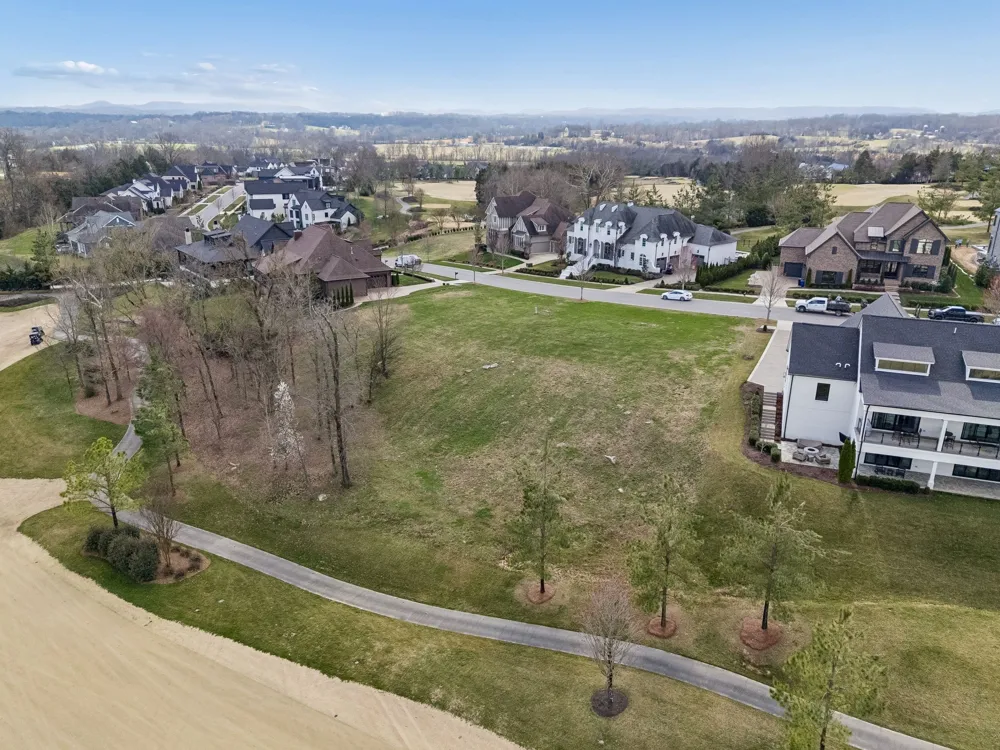 7085 Lanceleaf Dr College Grove, TN 37046
