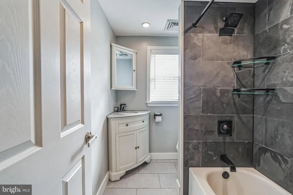 2952 DEKALB PIKE Norristown, PA 19401