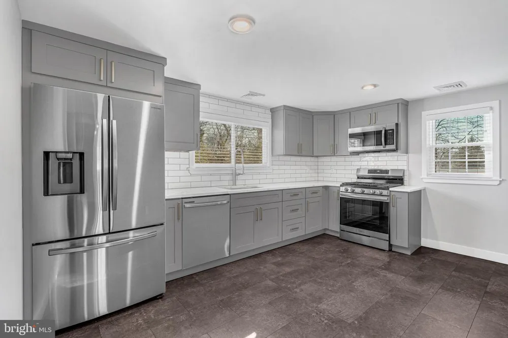 2952 DEKALB PIKE Norristown, PA 19401