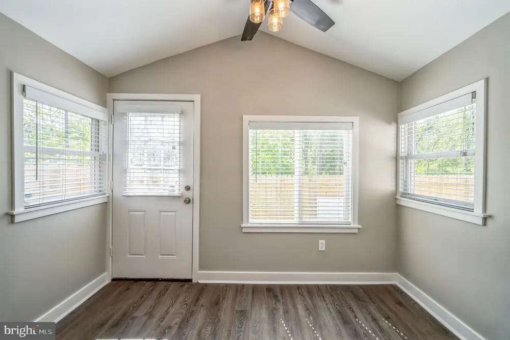 2952 DEKALB PIKE Norristown, PA 19401