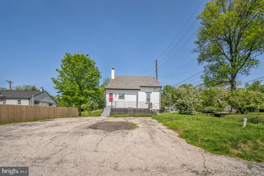 2952 DEKALB PIKE Norristown, PA 19401