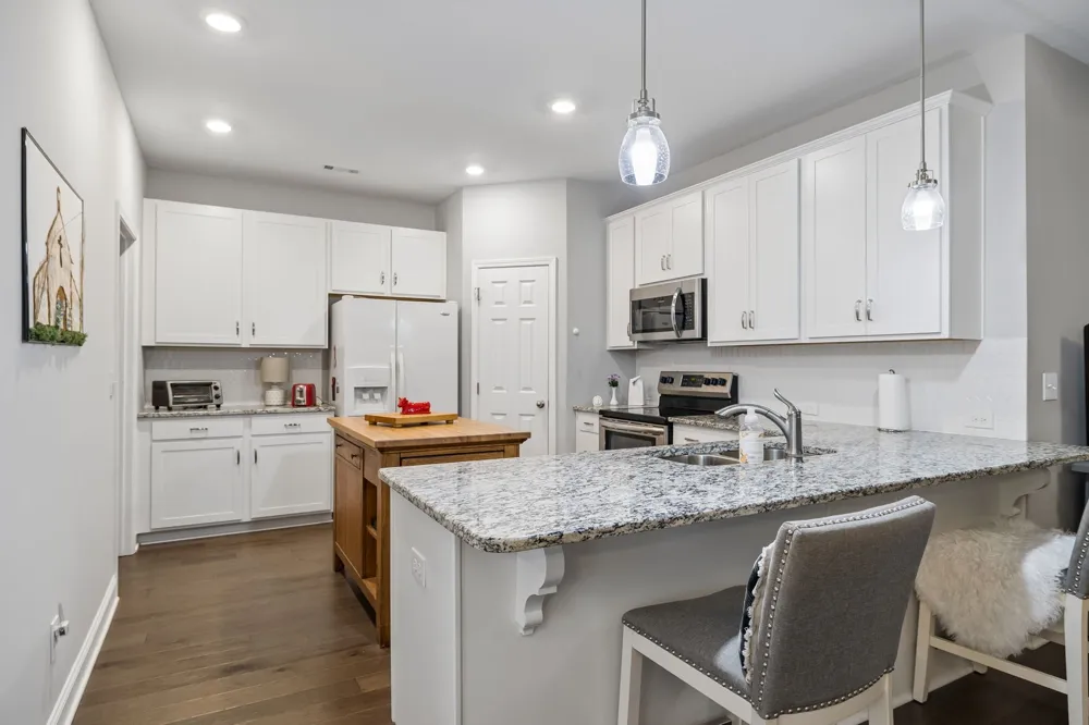 2406 Laurelstone Dr Murfreesboro, TN 37130