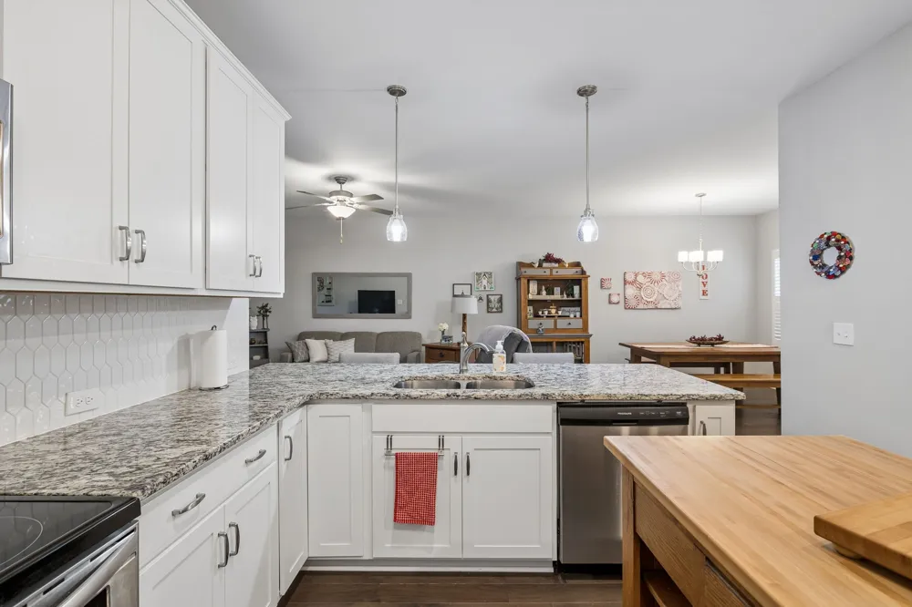 2406 Laurelstone Dr Murfreesboro, TN 37130