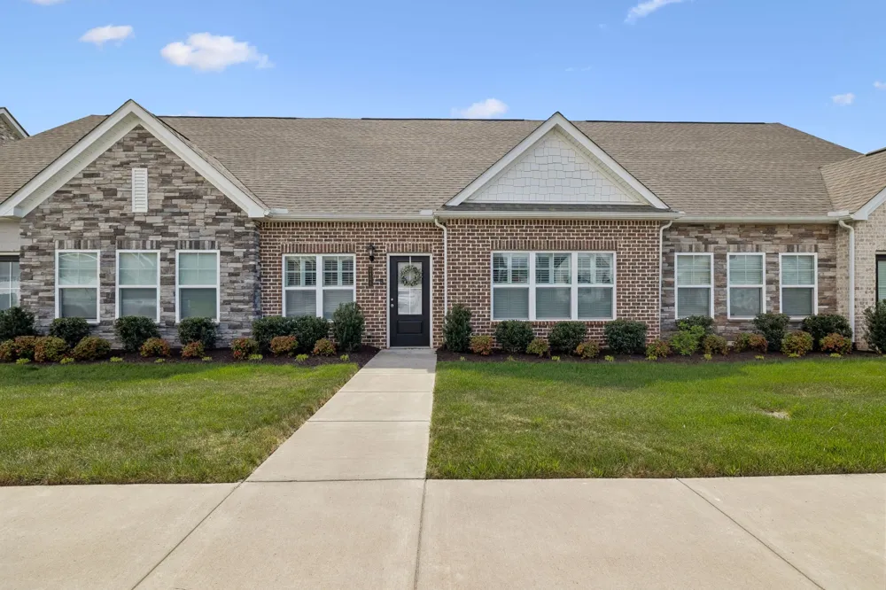 2406 Laurelstone Dr Murfreesboro, TN 37130