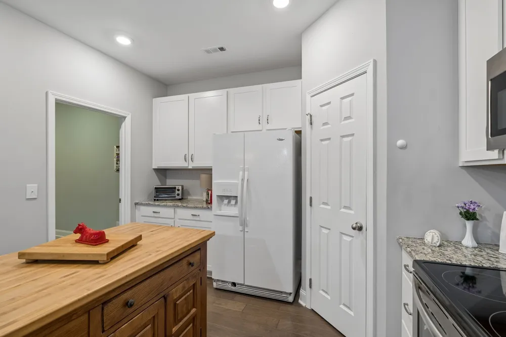 2406 Laurelstone Dr Murfreesboro, TN 37130