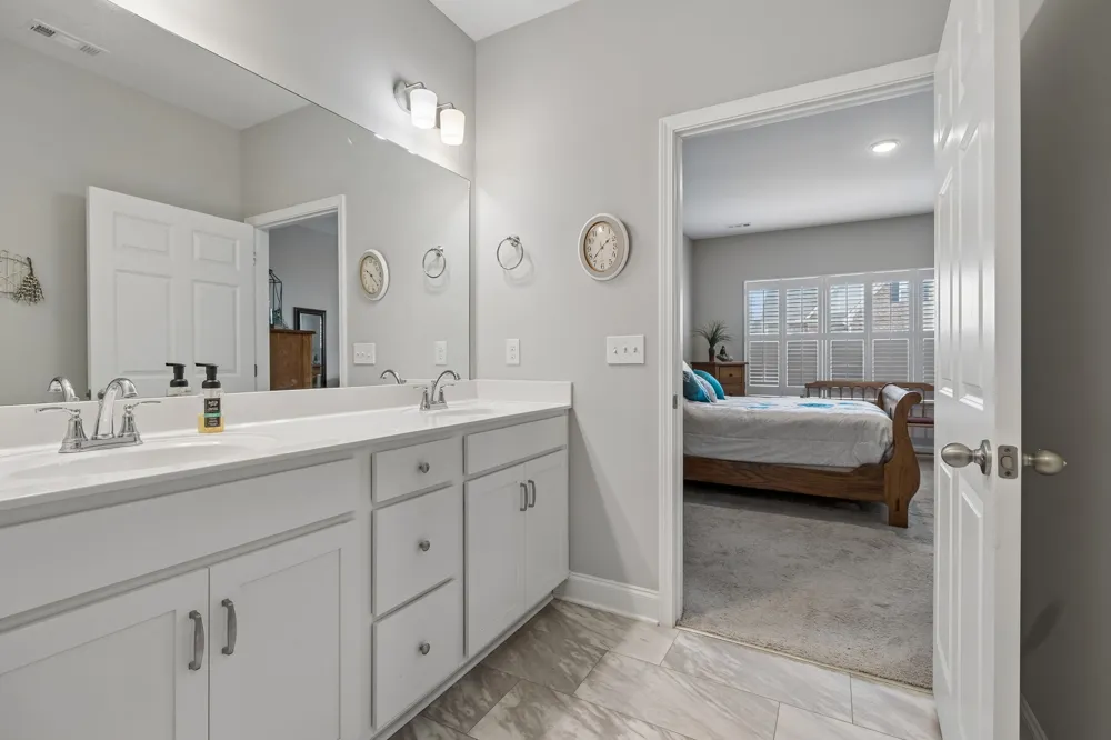 2406 Laurelstone Dr Murfreesboro, TN 37130