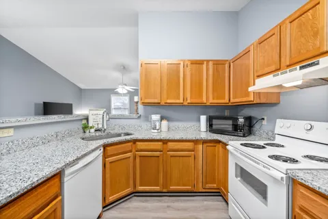 2921 Pawnee Dr