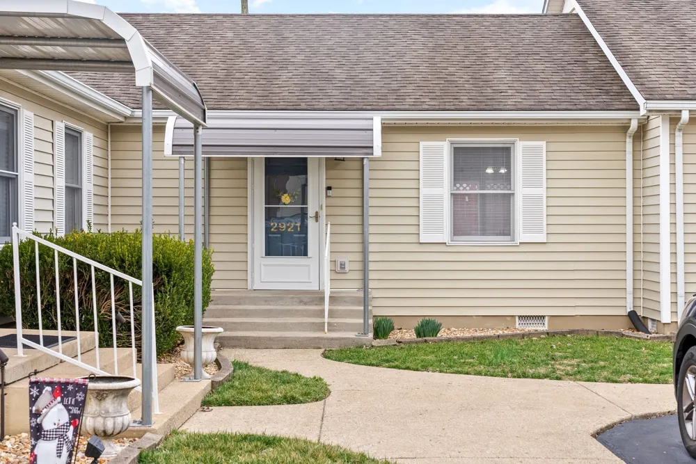 2921 Pawnee Dr Hopkinsville, KY 42240