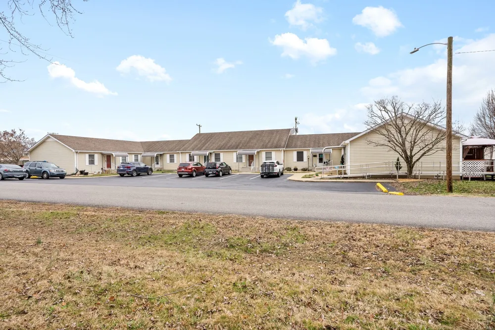 2921 Pawnee Dr Hopkinsville, KY 42240