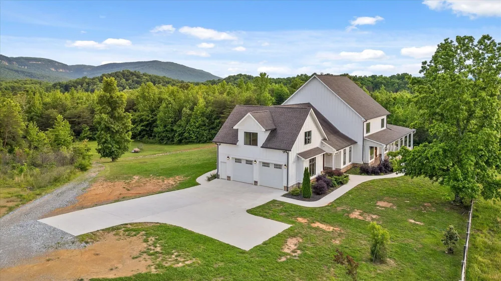 670 Maine Avenue Wildwood, GA 30757