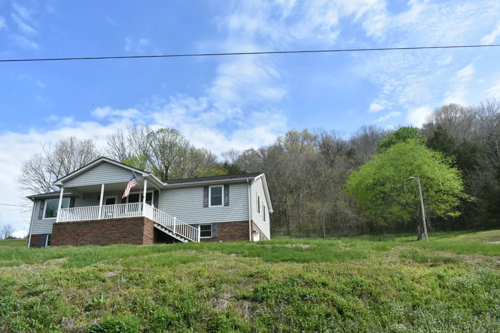 115 Harris Hollow Rd Pleasant Shade, TN 37145