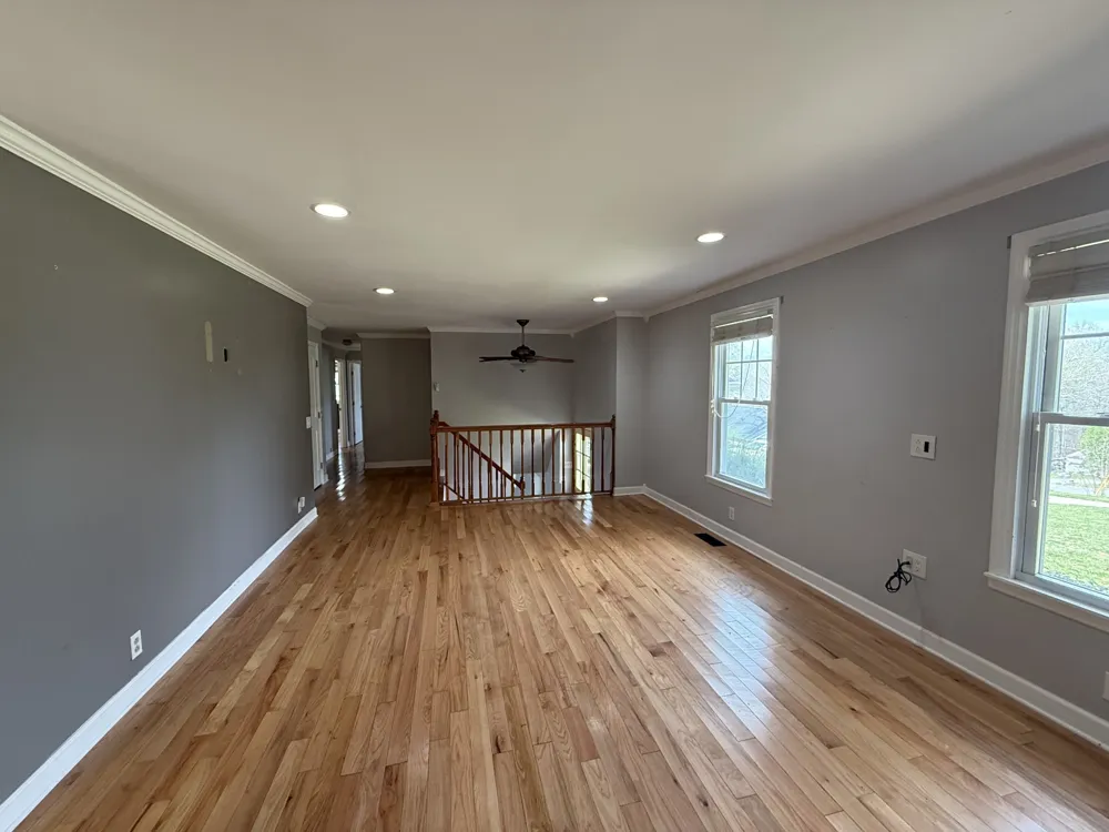 1004 Red Oak Dr Greenbrier, TN 37073