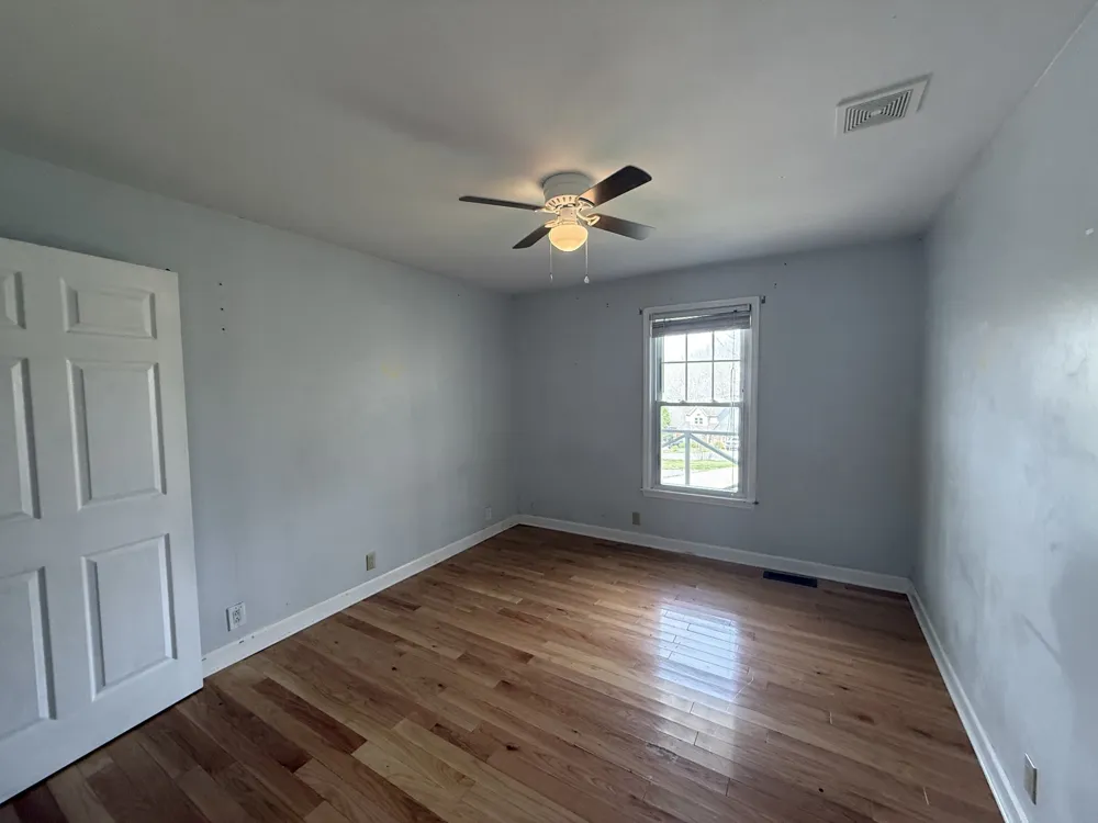 1004 Red Oak Dr Greenbrier, TN 37073