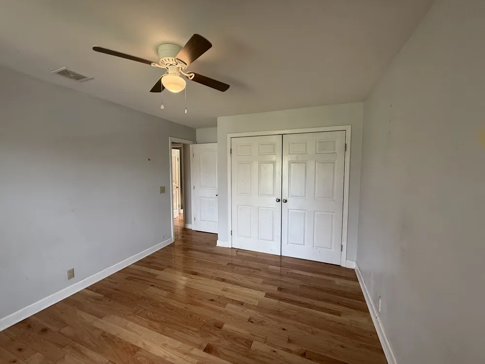 1004 Red Oak Dr Greenbrier, TN 37073
